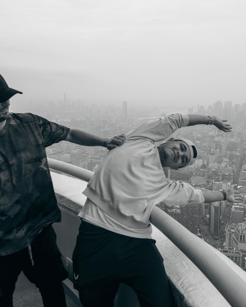 MARTIN GARRIX tweet media