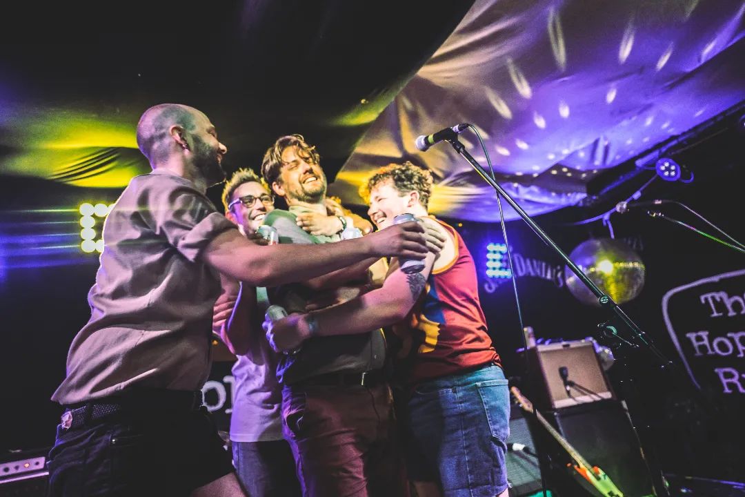 animalhousing's tweet photo. What a bloody rippa of a night for our last ever gig! Blown away by all your support &amp; energy over the years.. Thanks to @LoutPromotions + @thehopeandruin, and massive thanks to @bluespectreband - been an honour.
It's g'day from us, but not forever.
Love, AH x
📷 @OllieT_Photo https://t.co/YaEHlDrwCC