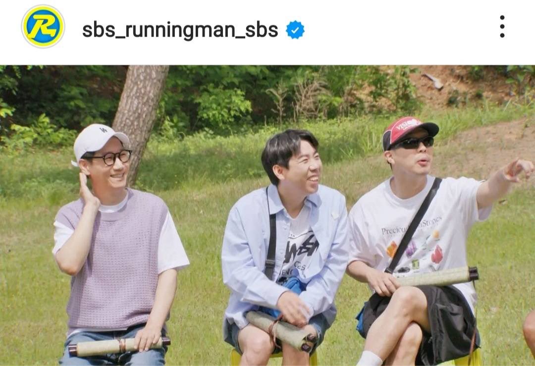 chainsawlator's tweet photo. @sbs_runningman_sbs
為了找綜藝夥伴來了..❤️

李世熙 x 韓知懚 × DEX

終於成功讓 鯰 魚 相 見
假的DEX vs 真正的DEX呵呵

《我是單身地獄》

[RUNNINGMAN]
👉週日晚間6點20分👈

#haha #yangsechan #jiseokjin #youjaesuk #songjihyo #jeonsomin #kimjeonguk https://t.co/h0D5wrmkdi