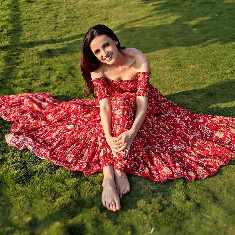 ohnishaa's tweet photo. ❤️_❤️

#SanayaIrani https://t.co/TqU847Gi2B