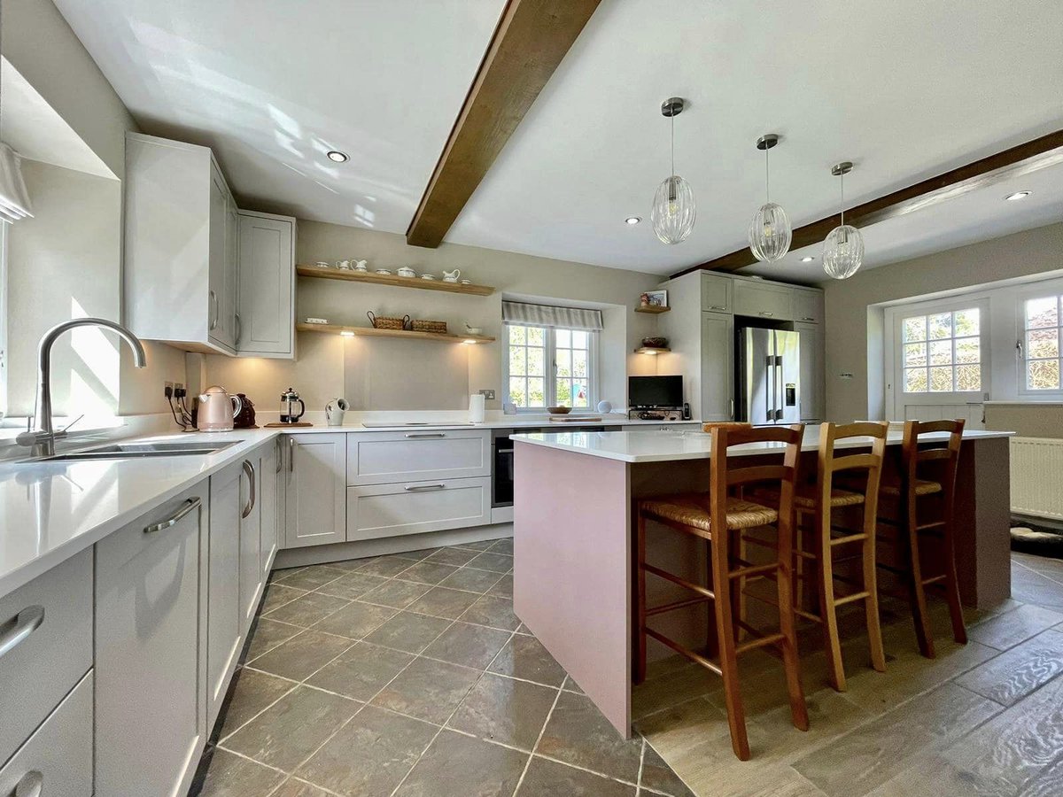 TKDBishopbriggs's tweet photo. Discover a Kitchen that truly embraces a light and welcoming colour palette ๐ธ
This charming renovation features our Alana shaker door in both Cashmere and Vintage Pink. Discover more fantastic Kitchen Designs online ๐ https://t.co/93OzmtoqrH
#PinkKitchen #CashmereKitchen https://t.co/p10ZQYbxGJ