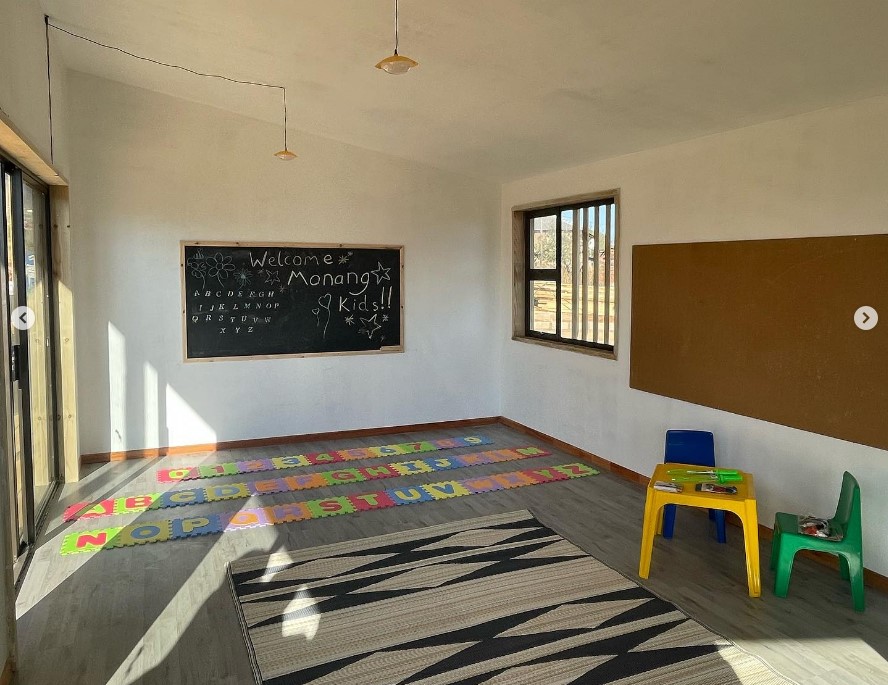 Our Design+Build studio team has just delivered our 11th creche in #SouthAfrica-  300+ students have taken part in international social impact projects to date improving preschool conditions for 3000+ children

The work will be <a href="/LFArchitecture/">London Festival of Architecture</a> 28.06 6:30-9
lnkd.in/euhsE4qQ