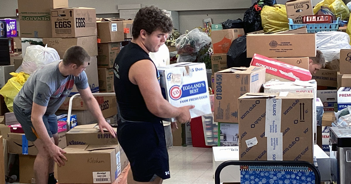 SUPER BIG THANKS to the Pius X High School football team members for volunteering their time to load items into the Charles Borromeo Parish Garage Sale (June 13-19) today. We greatly appreciate your help! #stcharleskc #warriorproud spxkc.org