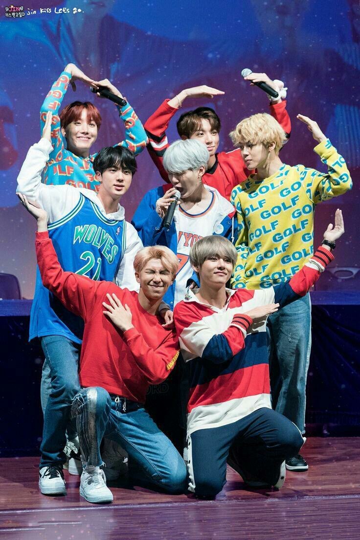 ꜱᴀᴋᴜʀᴀ🌸✨️ tweet media