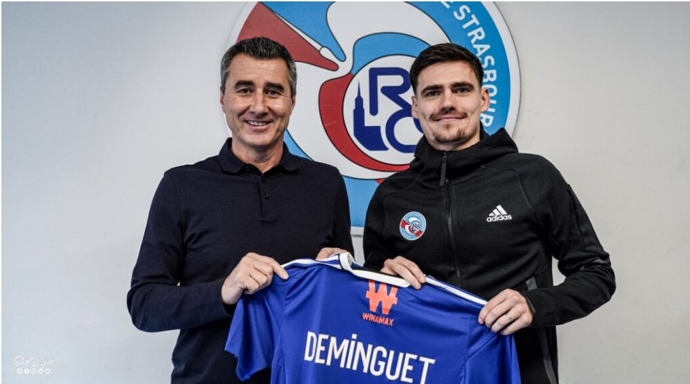 ActuL1_'s tweet photo. 🚨 OFFICIEL !

Jessy Deminguet signe à Strasbourg ! 💙🤍

📸@RCSA https://t.co/xobsvJlNNy