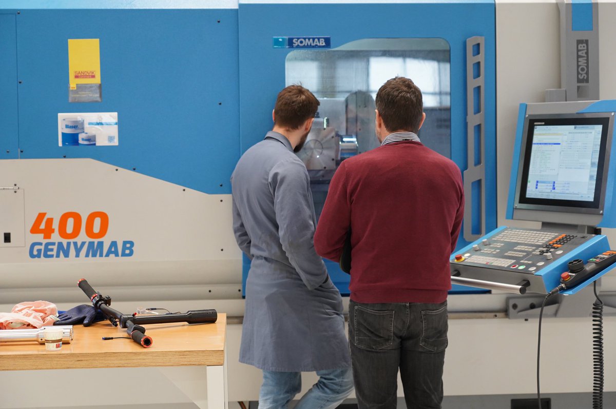 Univ_Toulouse's tweet photo. Parmi les projets développés au sein de la MFJA : @Pad_Occ, la plateforme d’accélération de l’industrie du futur, accompagne les entreprises des filières industrielles fondées sur la mécanique dans leur transformation vers les enjeux environnementaux, économiques et humains. https://t.co/6EP5g3ivMp