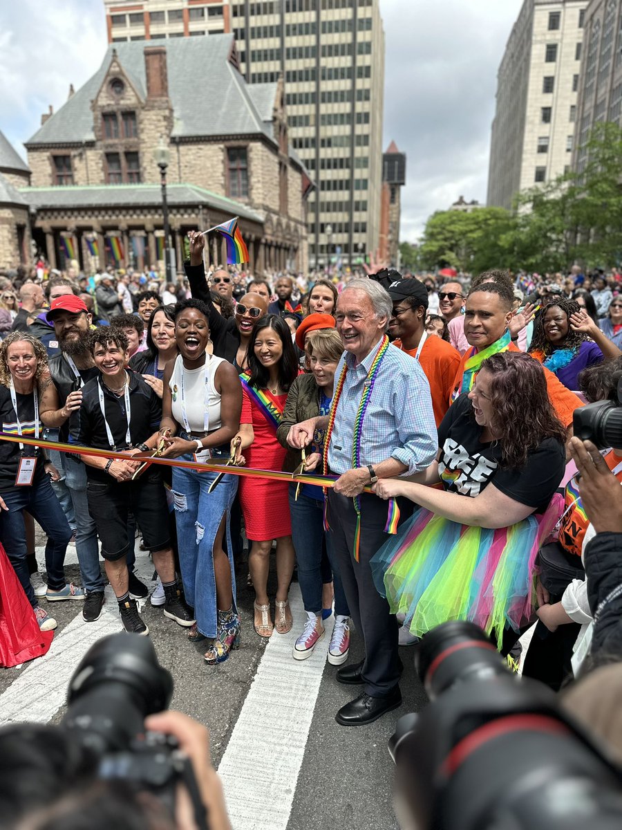SCDAONews's tweet image. SCDAO had so much fun celebrating #Pride at the @BP4TP parade! We are proud to ensure the rights and safety of all our Suffolk County residents. #PrideMonth #PrideParade #EqualityForAll
