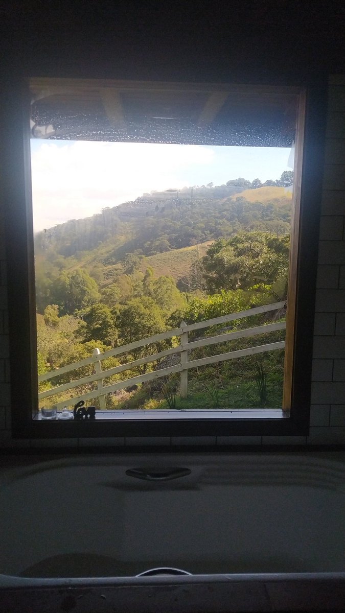 Brunoarielbs's tweet photo. Lindooo porém medo do carai de alguem me ver pelado kkkkkkk https://t.co/nd3DyFdigG