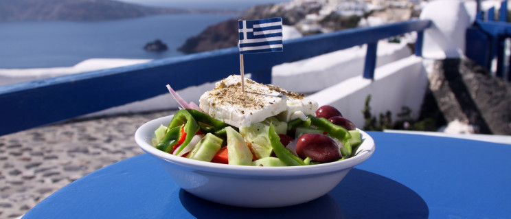 60millions's tweet photo. [#Comparatif] Quelle #feta pour vos salades d'été ? #Salakis, #Lidl, U Bio… nous avons décrypté les étiquettes et dégusté 11 fetas #AOP et 5 #fromages qui y ressemblent mais n’en sont pas. Et il existe de bons produits à prix abordable ! Nos résultats 👉 https://t.co/1xLvUmPPSI https://t.co/Ar9r5t0JoA