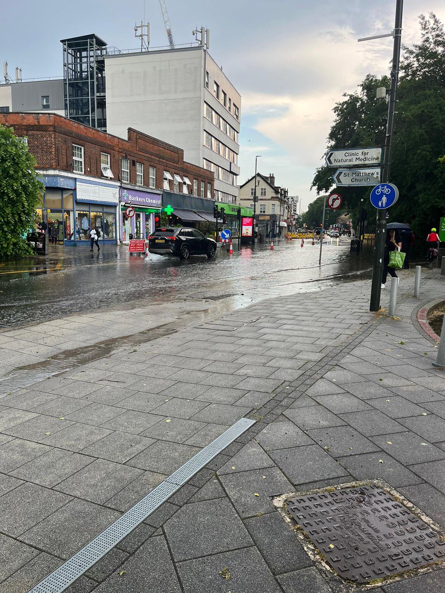 There have been quite a few @thameswater works of late in Raynes Park and quite a few flooding improvements including here on the corner of Durham and Coombe, but this is the site just now. Please avoid driving through where possible and stay safe #RaynesPark