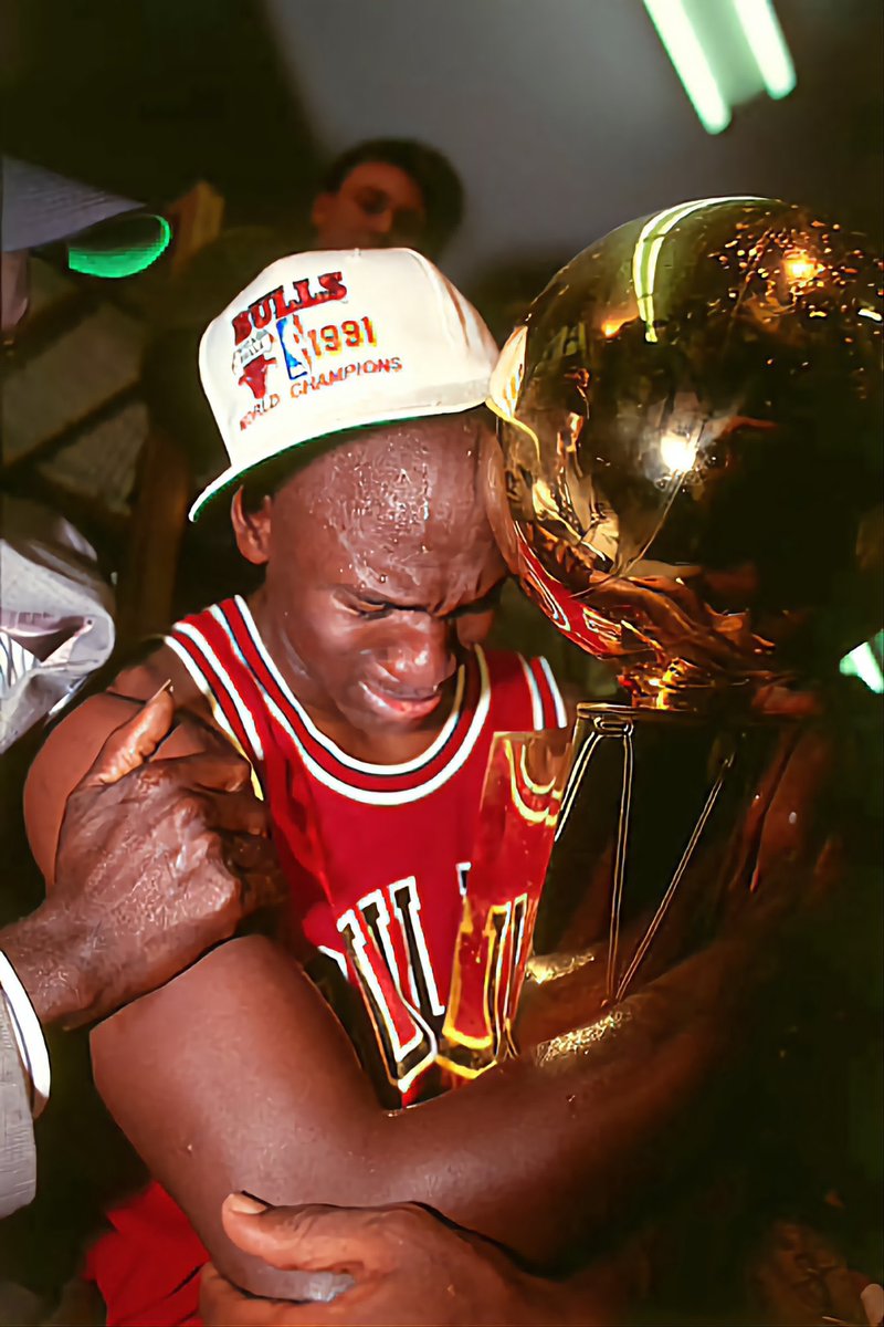 32 years ago today, Michael Jordan lead the Chicago Bulls to their first NBA title!

#BullsNation | #MJMondays