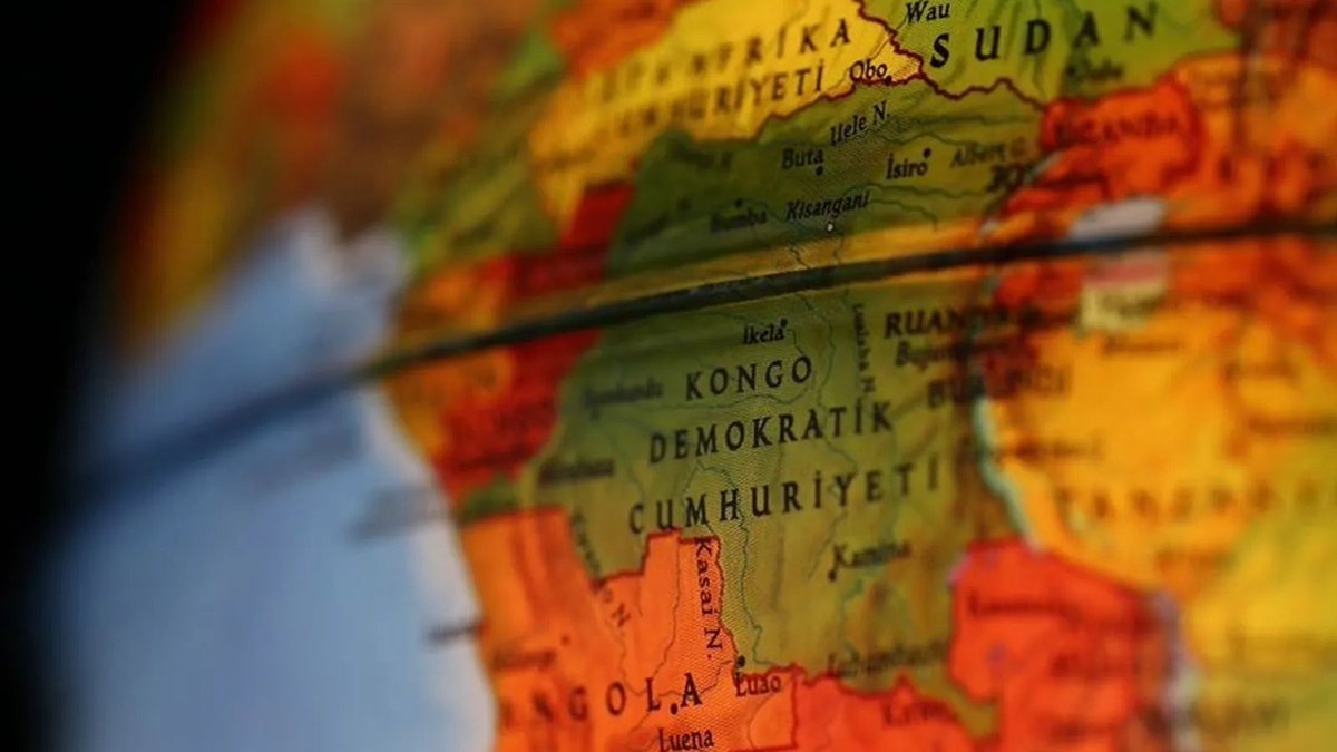🔥 Kongo Demokratik Cumhuriyeti’nde silahlı saldırı: 23’ü çocuk 46 kişi hayatını kaybetti: Kongo Demokratik Cumhuriyeti Ituri eyaletinde yer alan Djugu bölgesinde yerinden edilmiş sivillerin yaşadığı Lala adlı kampa silahlı saldırı düzenlendi. Ülkenin… krttv.com.tr/kongo-demokrat…