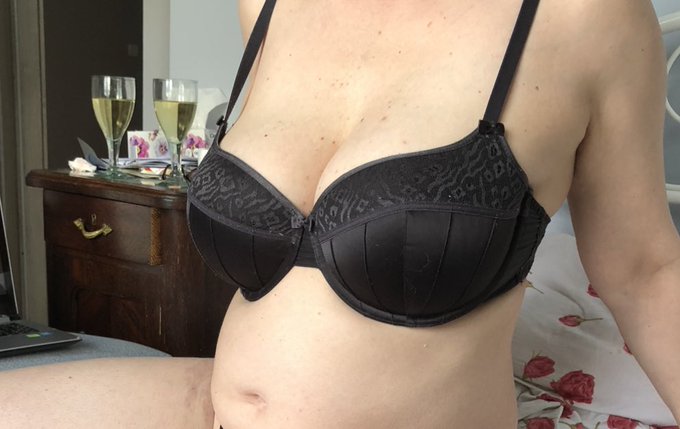 Dziękuje za 500 obserwujących 😍🇵🇱 Thanks for 500 follow 😍🇺🇸🇬🇧  #nsfw #porn #pyt #teen #horny #blowjob<a href="/tag/latina"class="tags"><span>#latina</span></a><a href="/tag/teen"class="tags"><span>#teen</span></a><a href="/tag/porn"class="tags"><span>#porn</span></a><a href="/tag/feet"class="tags"><span>#feet</span></a><a href="/tag/polish"class="tags"><span>#polish</span></a><a href="/tag/bbw"class="tags"><span>#bbw</span></a><a href="/tag/horny"class="tags"><span>#horny</span></a>