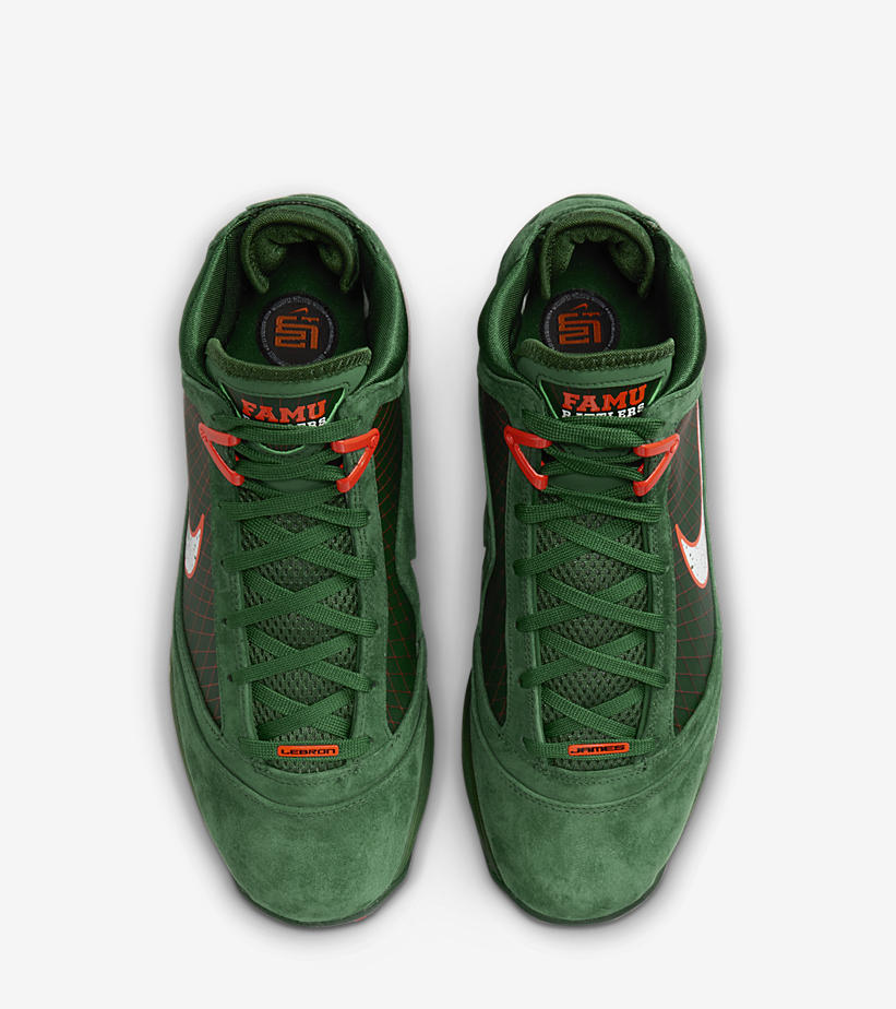 SOLELINKS's tweet photo. Official Images: FAMU x Nike LeBron 7 'Gorge Green' https://t.co/iuzsn03ziA
