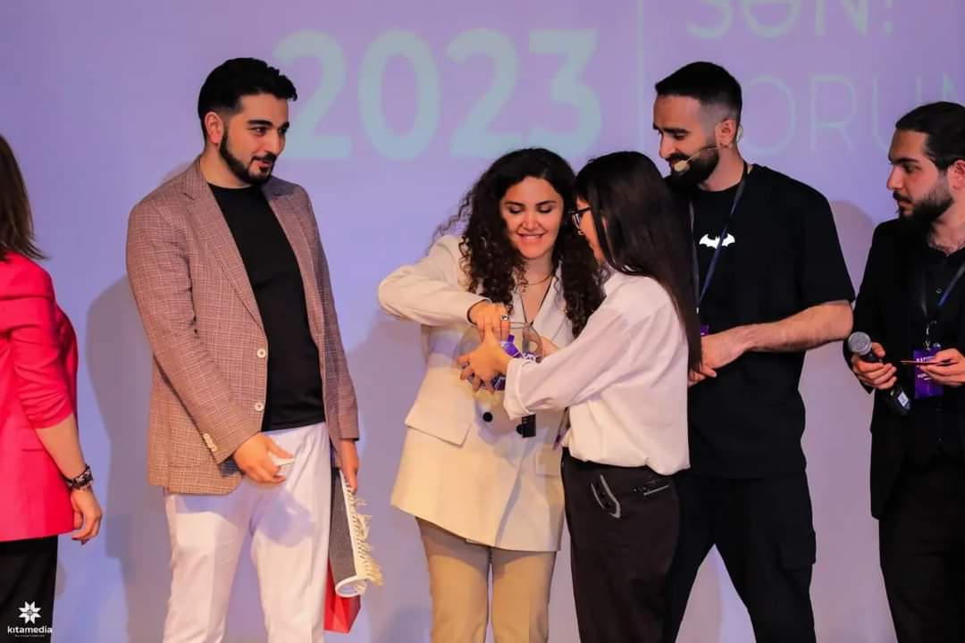 guys_pu's tweet photo. The forum did not stop with just giving knowledge and vision to the participants. We also had great gifts 🤩 https://t.co/D5mi6lKdb6