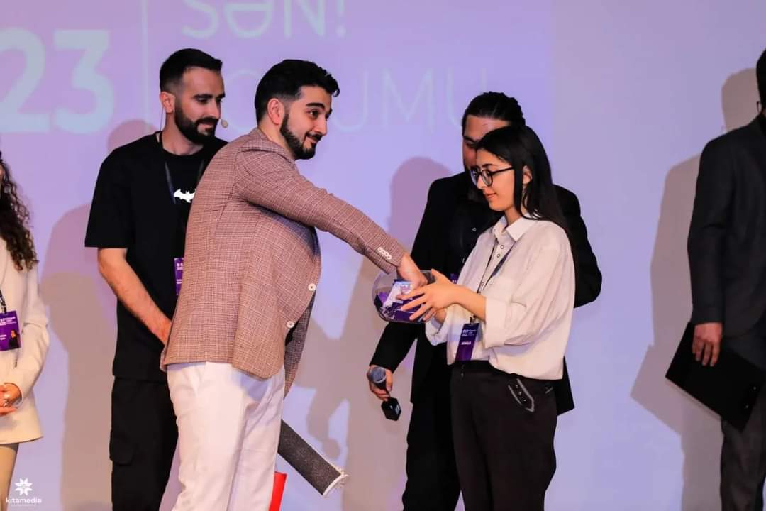 guys_pu's tweet photo. The forum did not stop with just giving knowledge and vision to the participants. We also had great gifts 🤩 https://t.co/D5mi6lKdb6