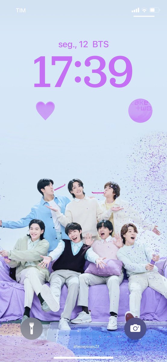 vantelykth's tweet photo. @lovsgukkie https://t.co/HFaDpfz3t8
