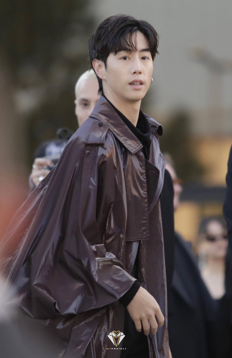 journeyofMT's tweet photo. [HQ] 230612 Mark Tuan at Saint Laurent Men’s Summer 2024

MARK TUAN SAINT LAURENT MENS SS24 
#MARKTUANatYSLBerlin 
#MarkTuan_SaintLaurent  
#MarkTuan 
@marktuan 
#SaintLaurent @YSL https://t.co/TRNOjxtUb2