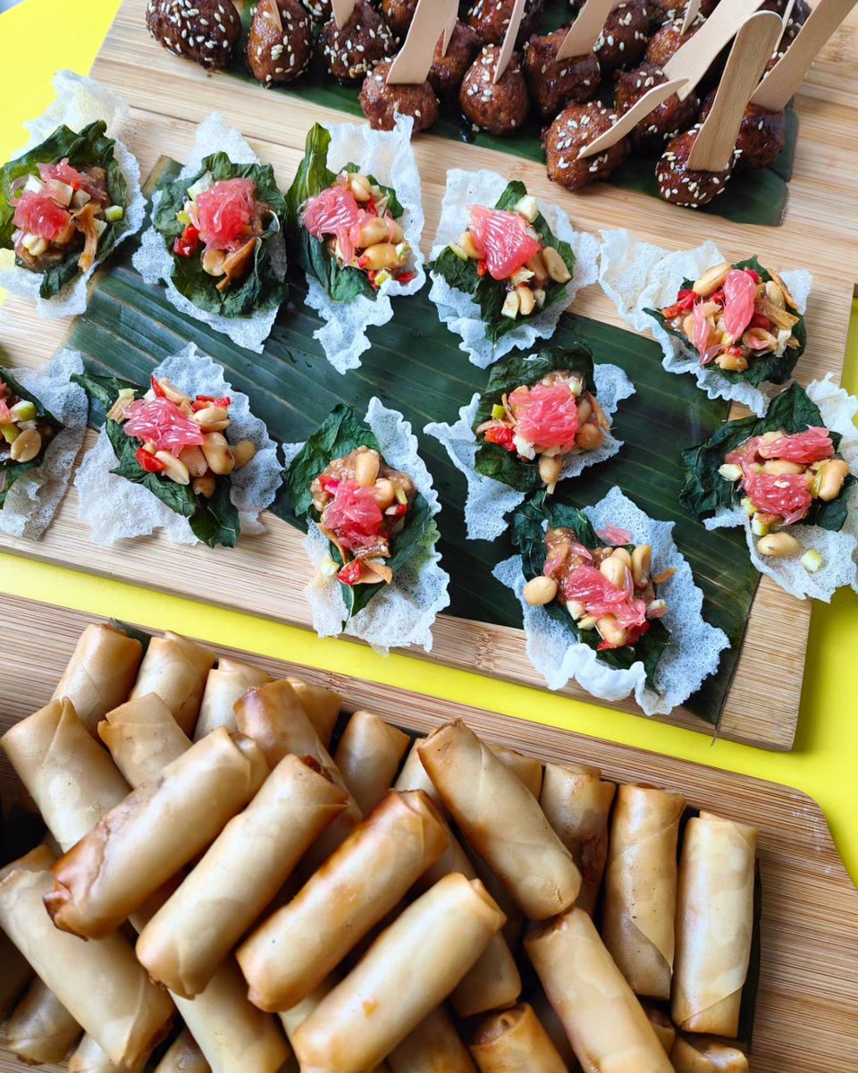 We did a private 30th at Yes Lah and here's a snippet of a canapé I did for the event. My nod to Miang Kam, a delicious fresh Thai appetiser usually served on betel leaves. Super fresh, zingy, tasty and so pretty 💖🌞🇹🇭