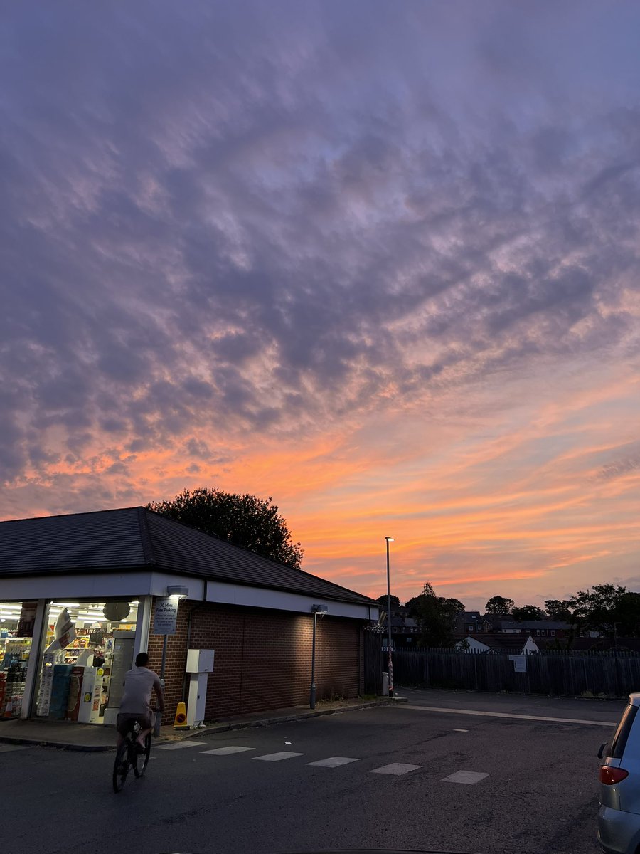 seertorshi's tweet photo. I was standing beside my car taking photos of the sky and this lady saw me taking photos and got out of her car and went straight into Tesco without looking up even once it made me sad https://t.co/xfffuBKiYa