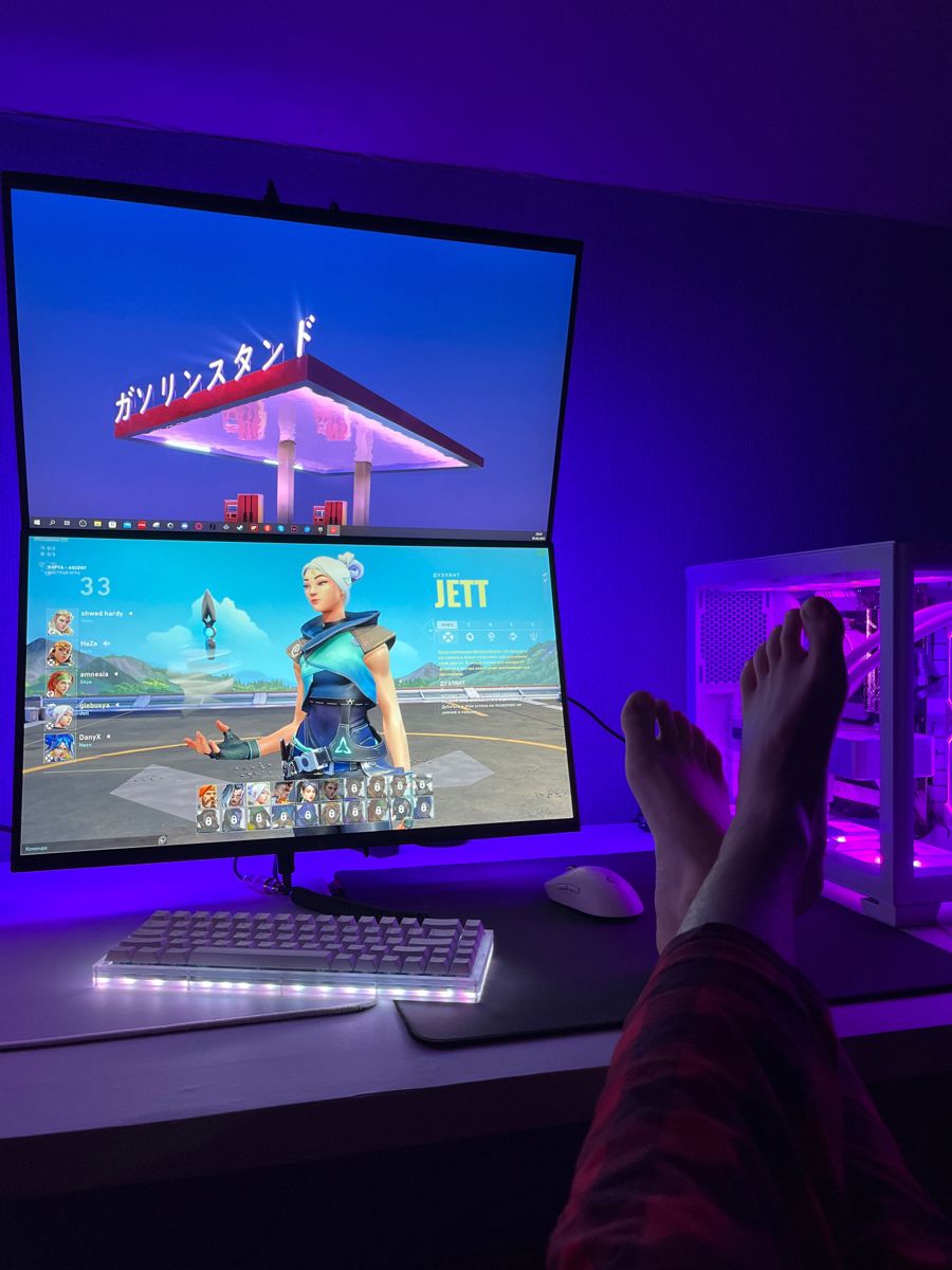 system: feetlover69420 has joined the chat..