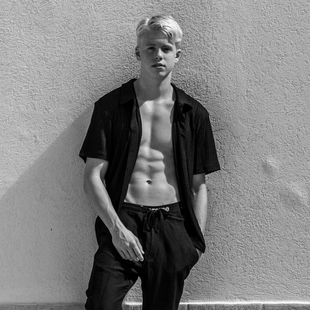 From my photo shoot in the #CaymanIslands with @carsonlueders #carsonlueders #model #modeling #musician #joshuashultz