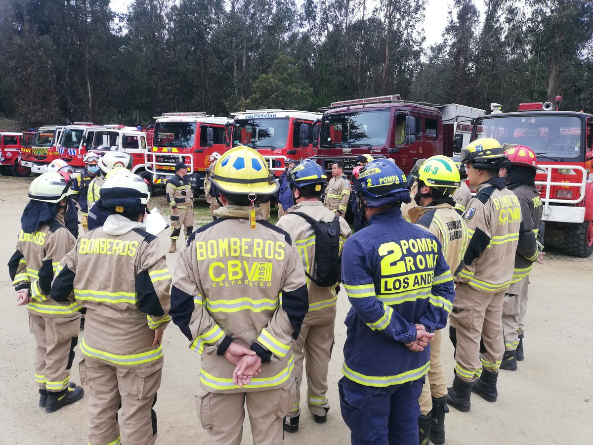 mmardoro's tweet photo. 🇨🇱🚒¿Eres bombera/o nivel operativo y asistes a incendios forestales?

Te invito a realizar el curso Control de incendios forestales de la @ANB_Chile

👇🏼Aquí el link
https://t.co/o8FG5nBgKB https://t.co/HPDOtzQwej