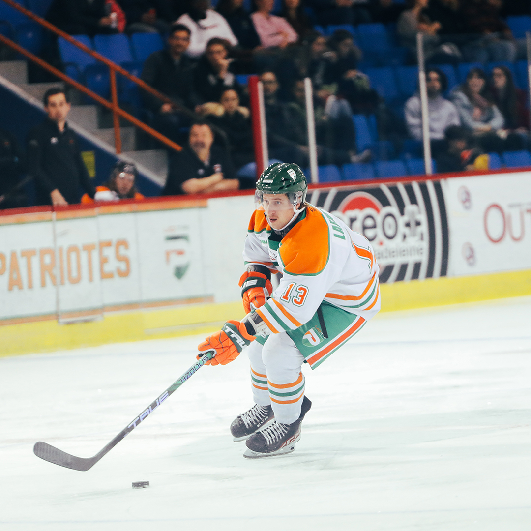PatriotesUQTR's tweet photo. Notre attaquant Simon Lafrance participera au camp des recrues de l'@Avalanche qui se tiendra du 1er au 7 juillet prochain!

Félicitations et bonne chance Laffy!

#GoPatsGo 🟠🟢 https://t.co/ueuF3qFINg