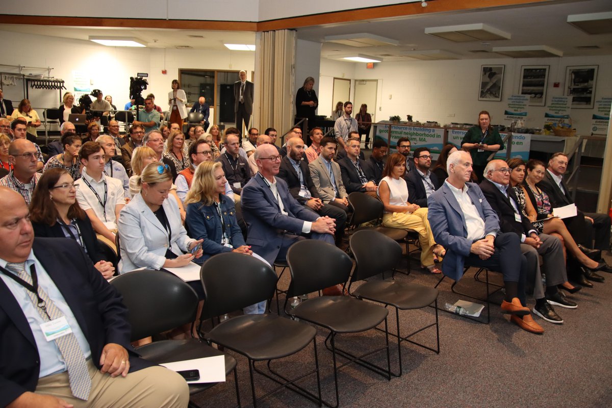 EversourceMA's tweet photo. Together with our project partners, including @heet_ma, we broke ground today on our first-of-its-kind networked geothermal system in @Framingham_MA. 👀 Watch for reports from @wcvb &amp; @WBUR and read more here: https://t.co/c9pyBnoU7y https://t.co/NnvwcB8XFa