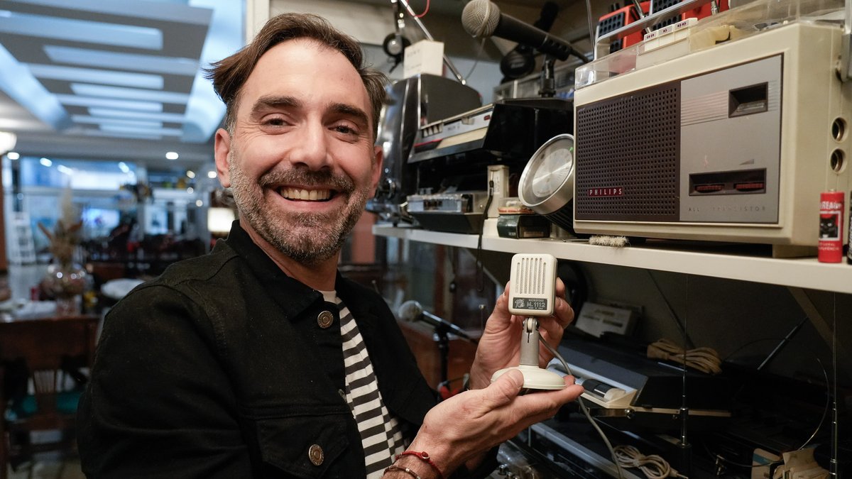 🔴YAAA AL AIREE I ¡Vamos que venimos! De 18hs a 20hs hacemos #PodríaSerPeor con la conducción de
<a href="/fontijm/">Fonti</a> y su team "tope de gama"

<a href="/meri_krn/">marìa</a>
<a href="/marcozorzoli/">Marco Zorzoli</a>
<a href="/SoledadMassin/">Soledad Massin</a>
<a href="/MaBelenAlvares/">#NiUnaMenos -Ma. Belén Alvares 💚</a>
<a href="/CaroPalandri/">Carolina Palandri</a>
<a href="/ViquiManrique/">Viqui Manrique</a> 
Alejo Mazzotti                             

📻AM 1230/FM 90.1