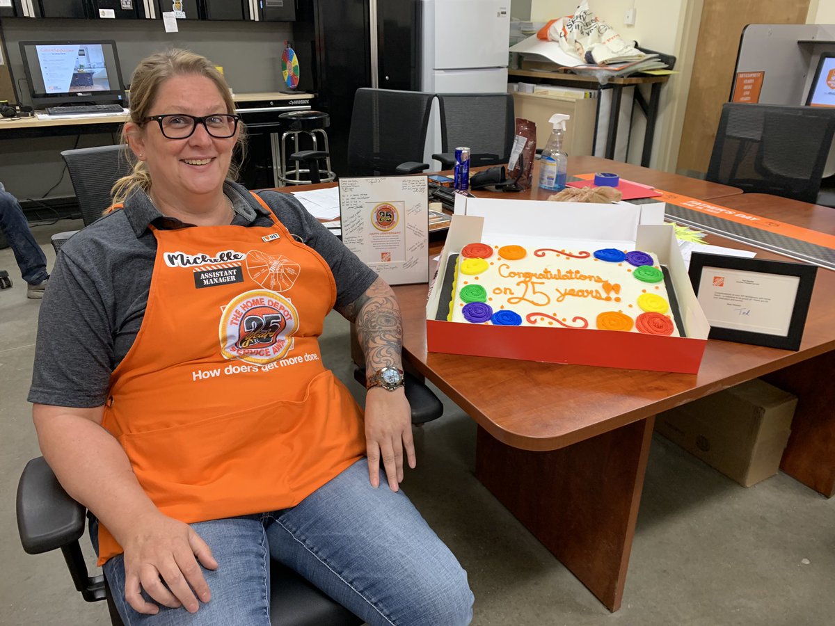 Thank you Michelle for your 25 years of service at The Home Depot! @Sean_Monty_ <a href="/shellishel20/">Michelle schoneboom</a> @GroveMighty <a href="/wendyrr7/">THD@WendyRamjas</a> <a href="/defranco1586/">josh defranco</a> <a href="/Carlos_A_Hnndz/">Carlos Hernandez</a>