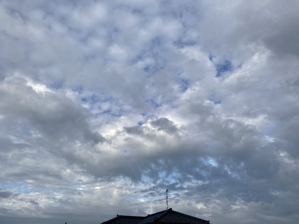 おはようございます☁️🐈‍⬛
#イマソラ ( ◠‿◠ )