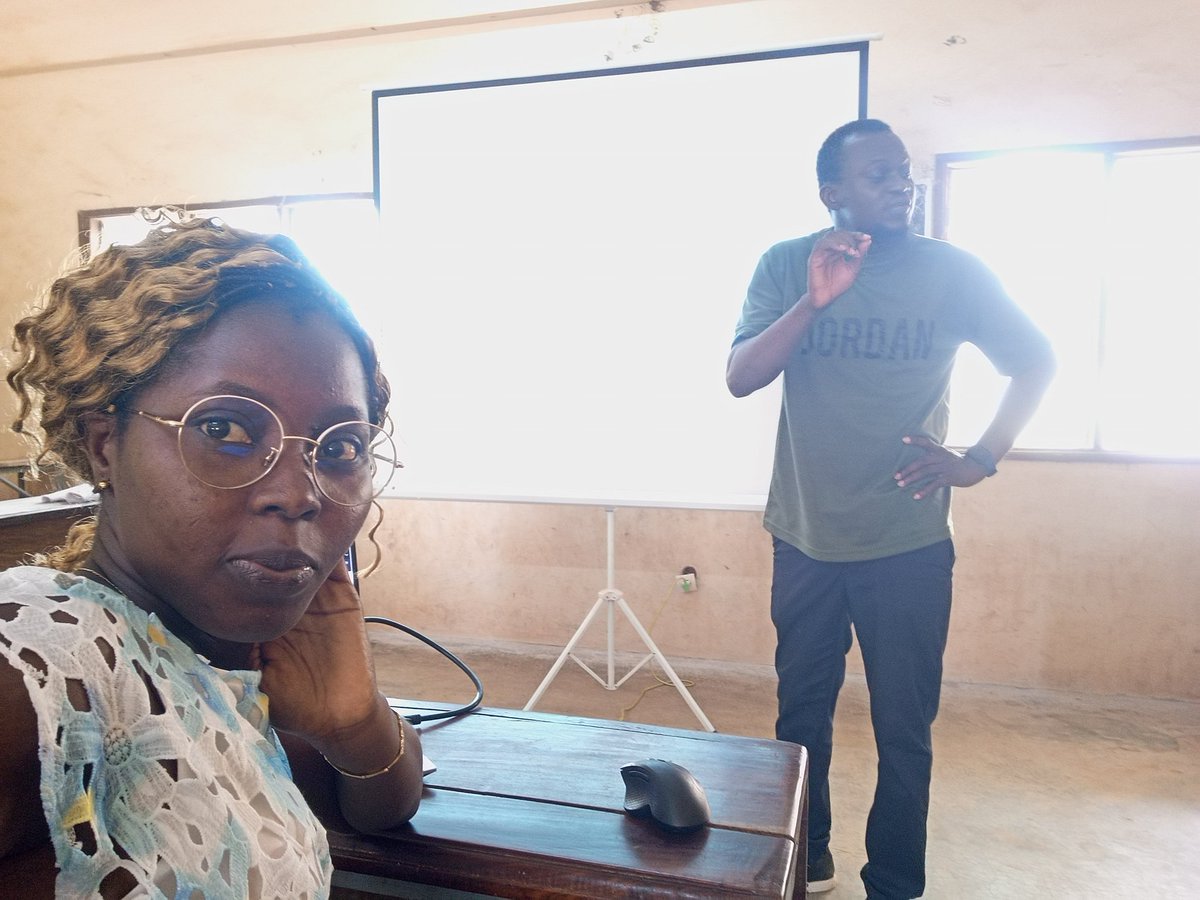 Aimeabibis's tweet photo. Day5: #openstreemap training #Benin :teaching #OSM #export #tools : #hotexport #BBBike #Geofabrik 
@OSMBenin @ONG_GeomaD  #opendata 
 #Map4Bj 
 #MwalaiGrant #ProjetCartopartyBénin #Team229 #Wasexo cc @hotosm @openmapping_wna @OSMTogo  @OSM_Mali @229People https://t.co/liRN71ypTh