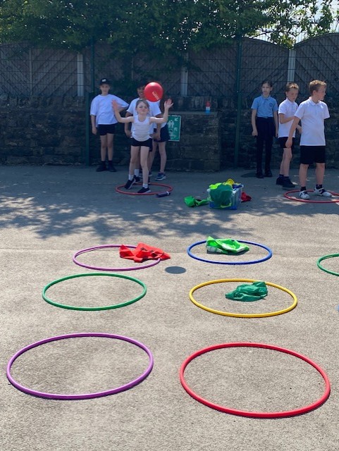Willow class played a fun game of Noughts and Crosses during P.E today! 🤩🏆 🏃‍♀️🏃‍♂️ #PESports #WillowClass  #FunPESession