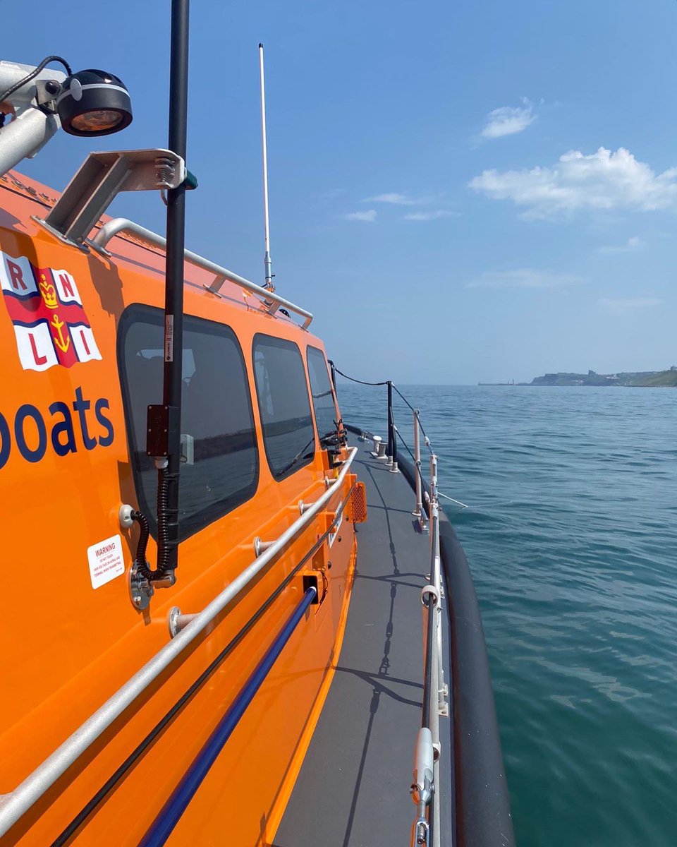 WHITBYRNLI's tweet photo. Our volunteer crew had a great first day’s training on 13-49 Lois Ivan.

Already very experienced with our current all weather lifeboat, they are doing familiar exercises but with a focus on the differences between the Trent and the Shannon. https://t.co/L1l2moCCI5
