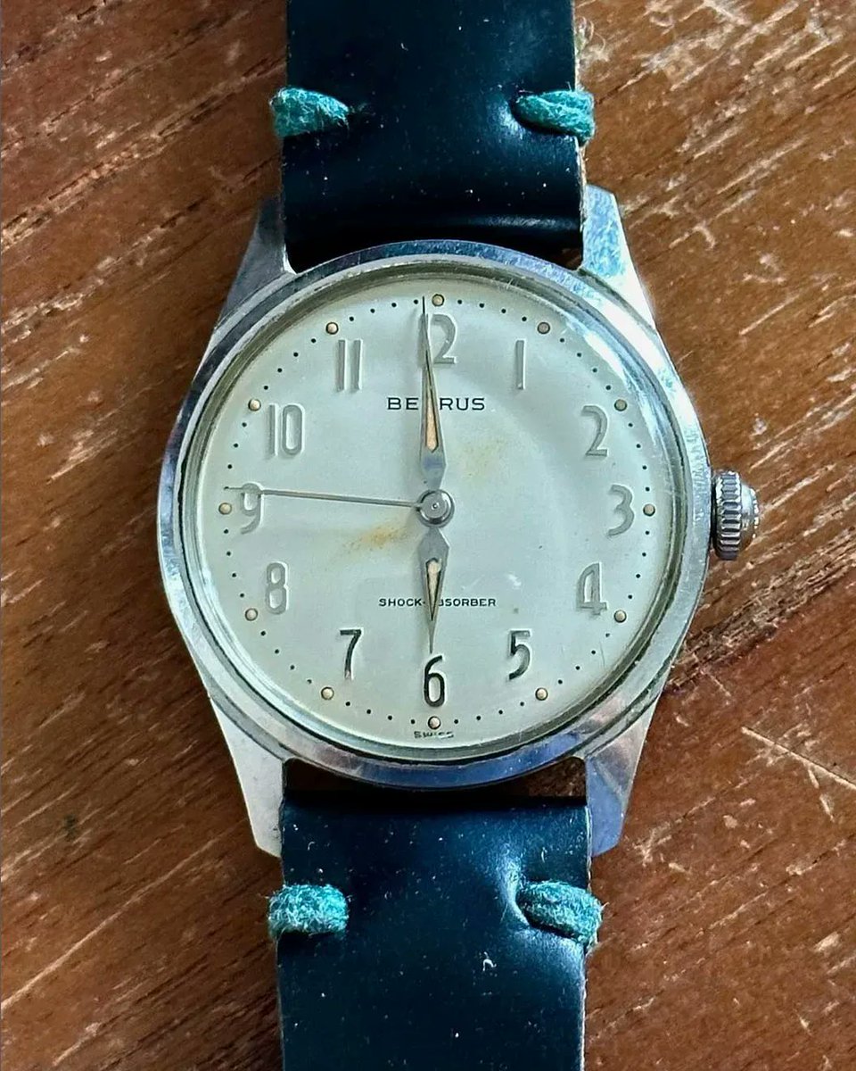 Admiring the numerals and upgraded strap on this vintage #BENRUS watch. Thanks to @leoandziesing for sharing. #yourBENRUS #watches #collecting #watchcollecting #wotd #watchfam #dresswatch #timepiece #heritage #vintage #vintagewatch #watchfind