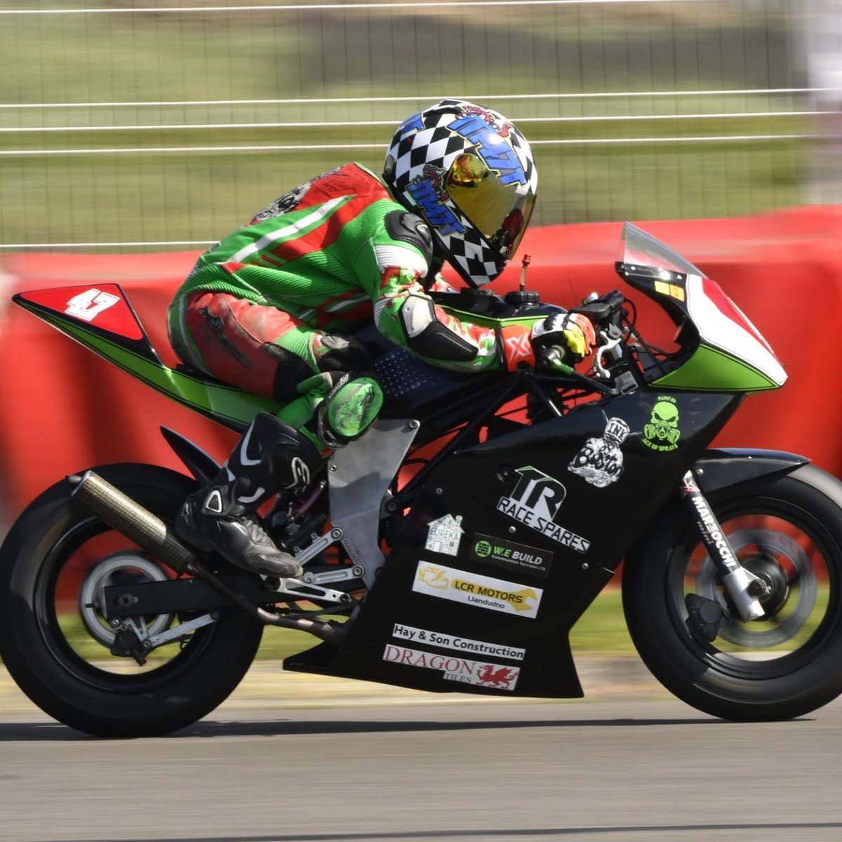 Matthew Thomas tweet media