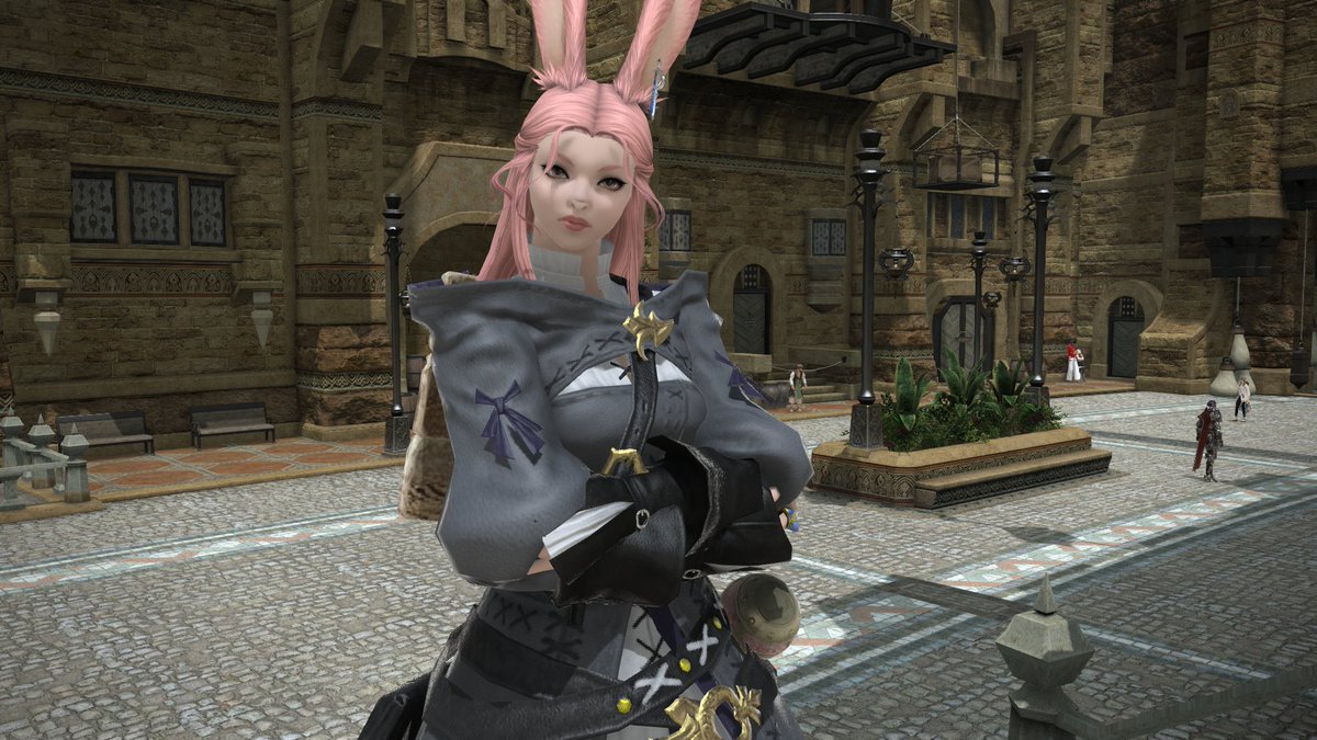 Baby alt is so cute!

SqEn, if you don't make femHroth worth fantasia-ing her into, I may have to have 3 Vieras. I can't give up this face for less than perfection.

(But no, really - give me my femHrothgar, please. I need the best of brick shithouse powerlifter femmes.)