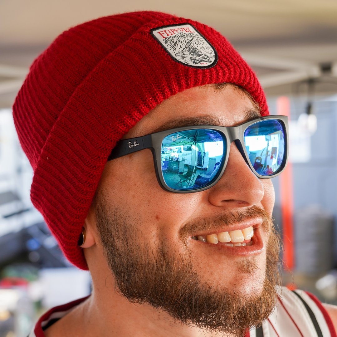 flip_fuel's tweet image. Beanie for the backcountry 🔥

Shout out to @sportiqe - a rad outdoor apparel company (also founded in the Valley) who helped create our 1st FlipFuel® Beanie

👉 flipfuel.co/products/flipf…

#FlipFuel #DontPackaHalfie #RoamInComfort #Beanie #Outdoorgear #Phoenix #ShopLocalAZ #Hike