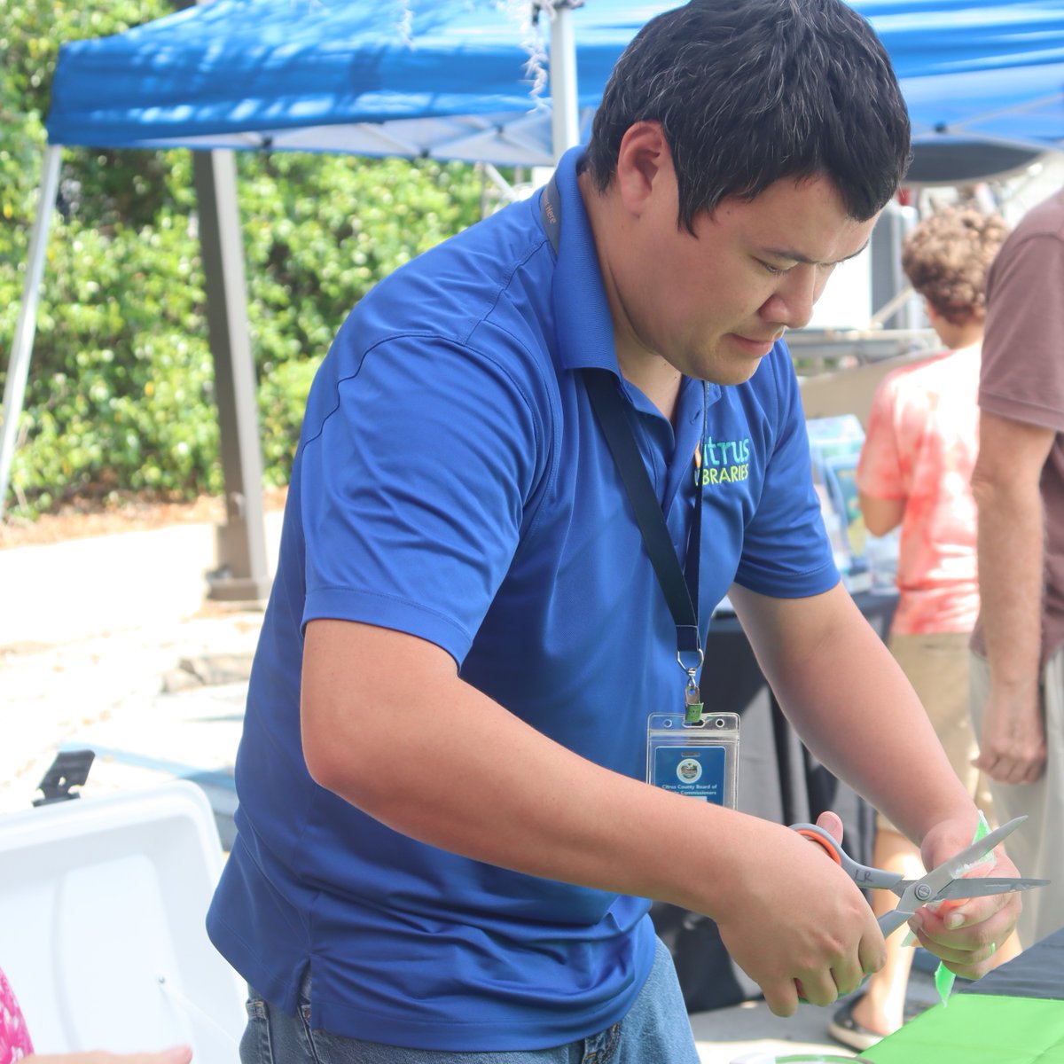 citruslibraries's tweet photo. #StrongLibraries and #StrongCommunities go hand-in-hand! A BIG thank you to our amazing community for supporting our first Touch-a-Truck event on Saturday. Our Citrus Libraries staff really does love finding ways to give back to our community! #summerreading #ccls #alltogethernow https://t.co/k616n1oSgk