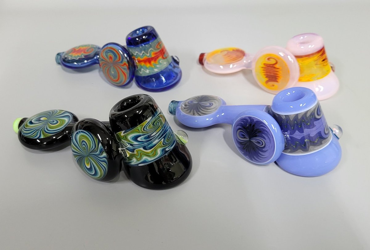 AaronUGlass's tweet image. Linework Dry Hammers up for grabs, $300 Shipped!
#glassblowing #glassart #heady #glasspipes #glassporn #linework