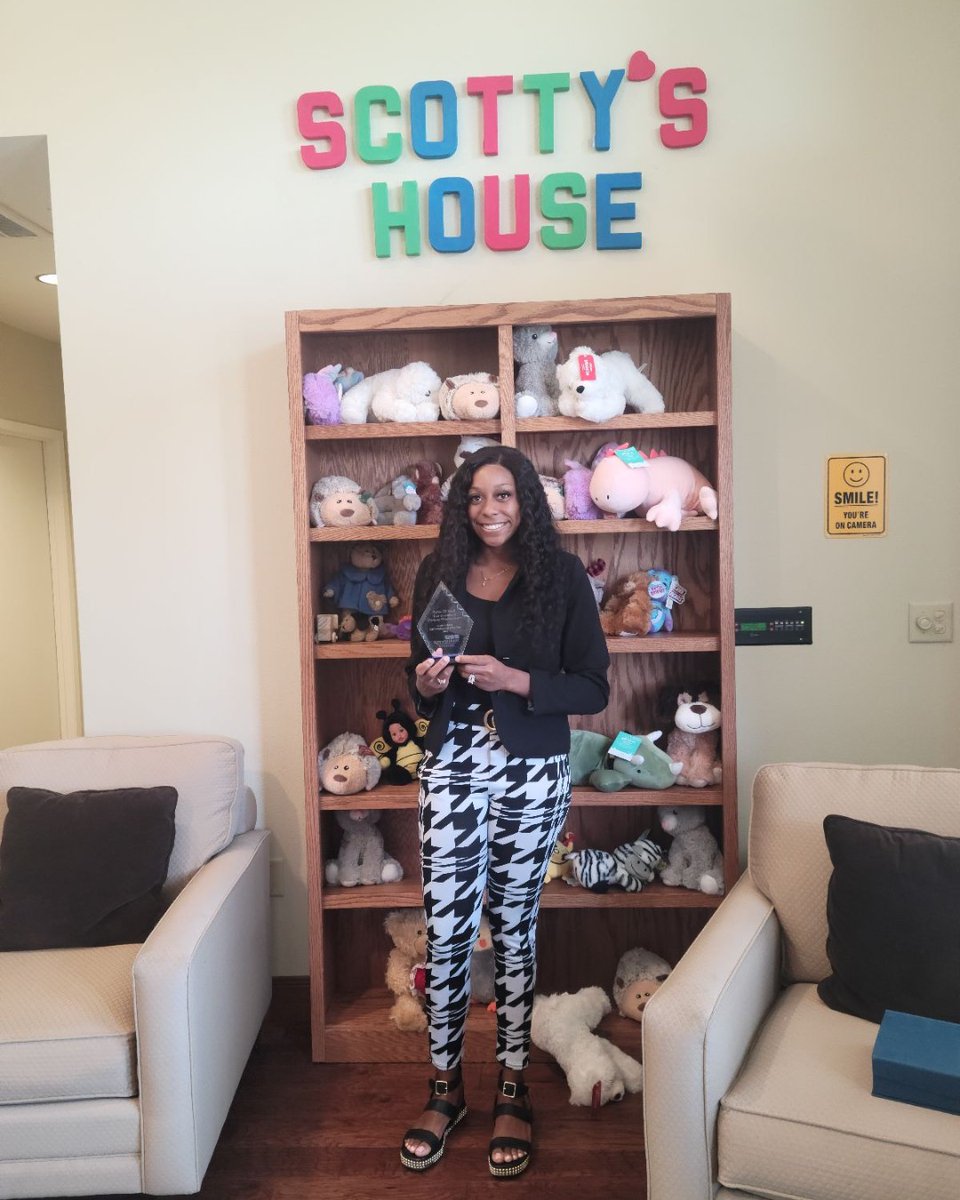 We want to congratulate and recognize Velma Mitchell with Child Protective Services (CPS) Unit 61 as our 2022 MDT Partner of the Year! We are fortunate and proud to work with some of the very best! ❤️💚💙