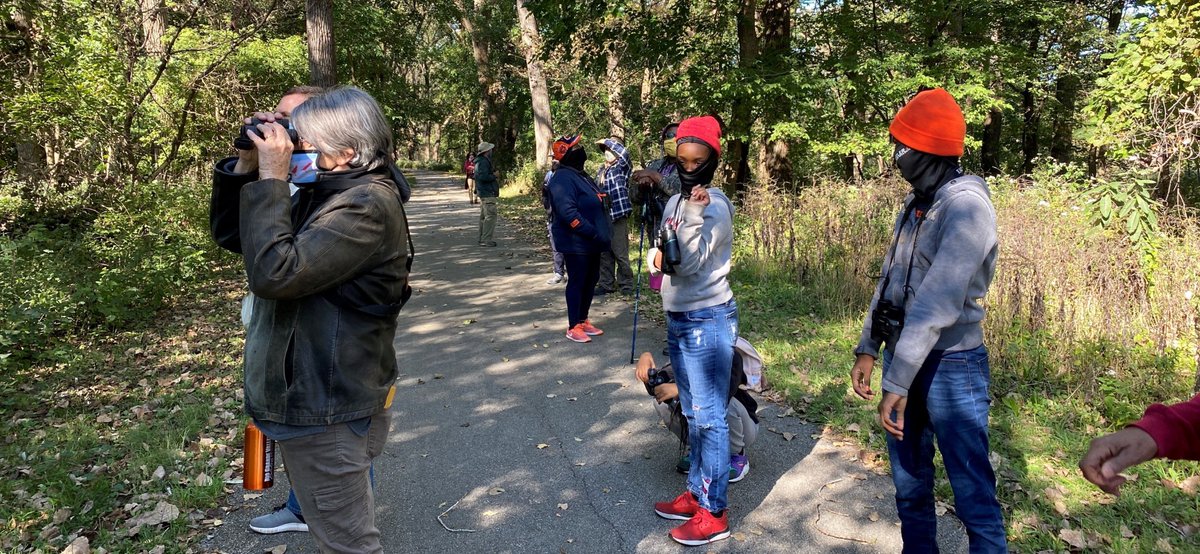 forestpreserves's tweet photo. Early morning bird walks are great for everyone of all ages! Join @FPDCC as we #birdthepreserves on Thursday from 8-10am at Eggers Grove! #birding #fpdcc #fotfp #summerfun https://t.co/wmyaFsvSkJ