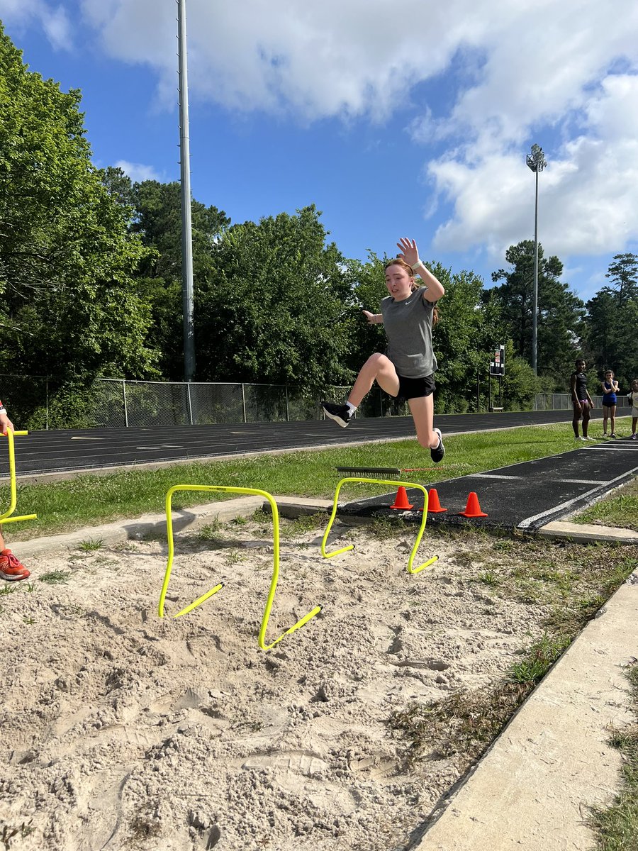 coachlawatts's tweet image. Day 1 of Nike Track &amp;amp; Field Camp 🔥