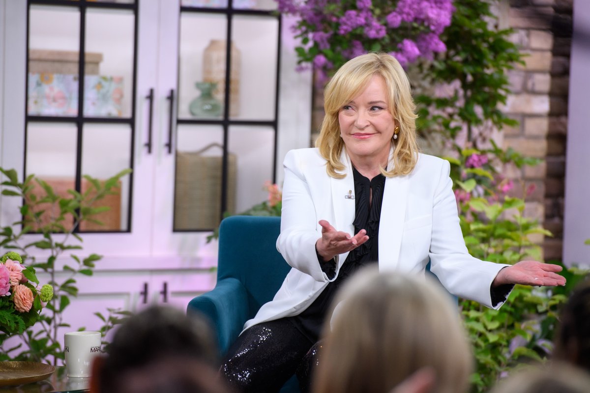TheMarilynShow's tweet photo. Our final farewell show was an unforgettable hour filled with surprises, memories and a whole lot of laughs. 🫶 Swipe to see who stopped by to celebrate @MarilynDenisCTV and @TheMarilynShow. ➡️✨ https://t.co/a437pTcuj1