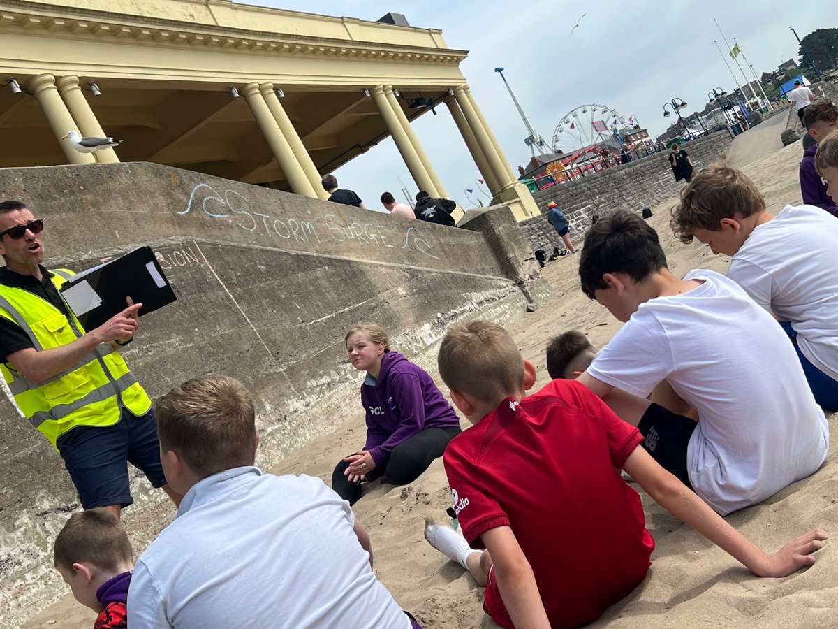 Gladstone Barry tweet media