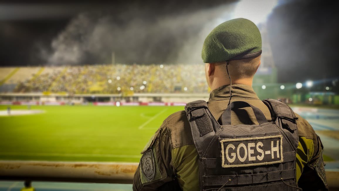 ¡Atención hinchas! 

📣 Hoy se lleva a cabo el emocionante partido entre @APetrolera vs. @nacionaloficial en #Barrancabermeja. Recuerden seguir las indicaciones de seguridad y colaborar con las autoridades para disfrutar de un evento deportivo seguro y en paz. #FútbolEnPaz