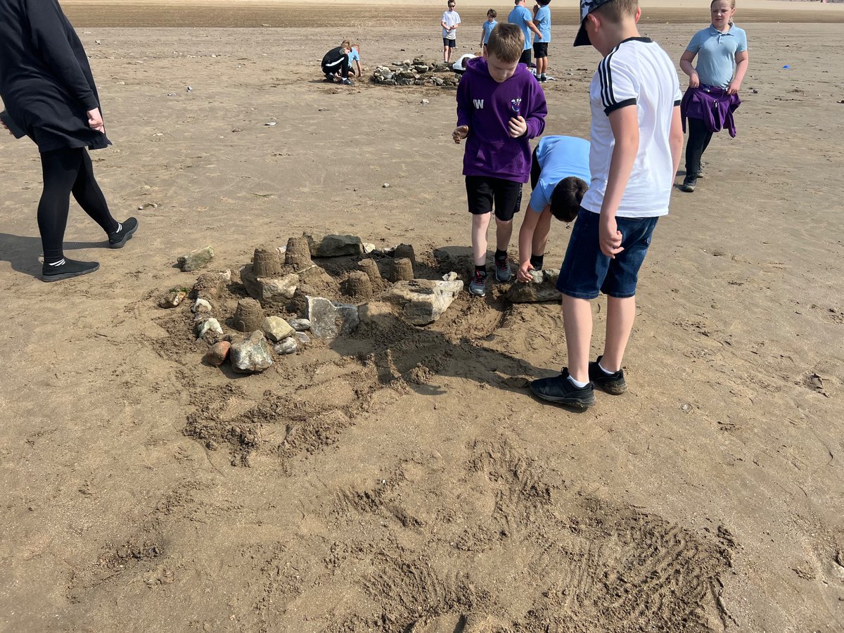 Gladstone Barry tweet media