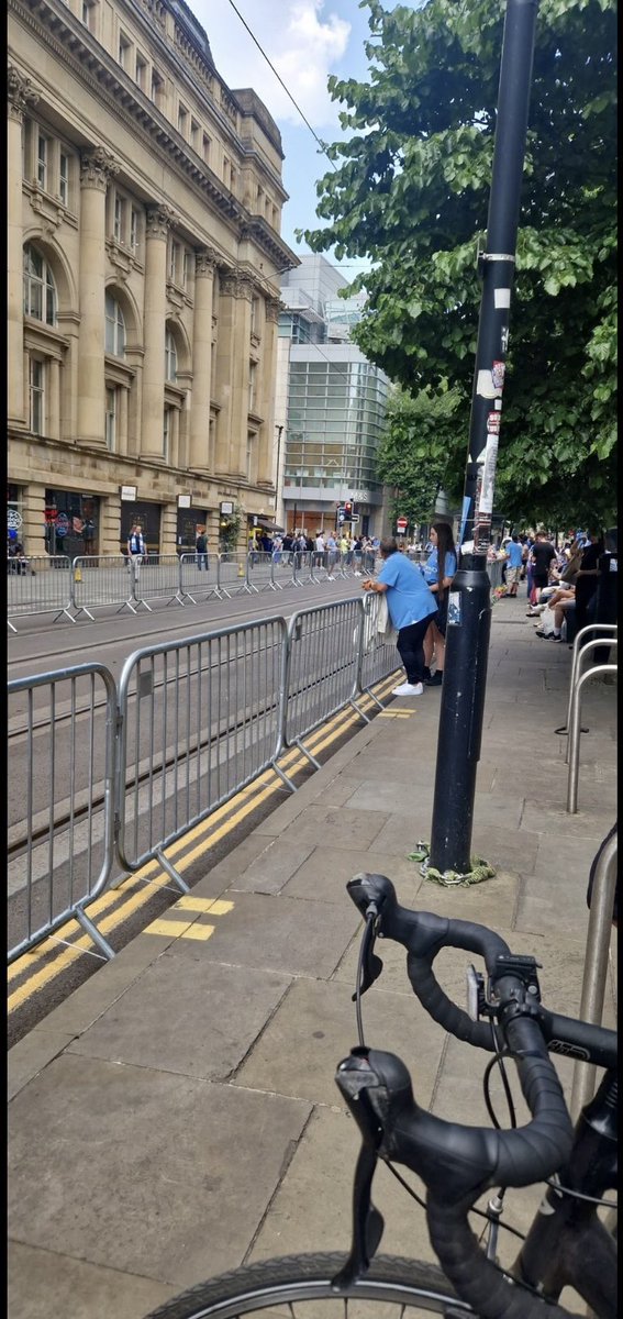 UTDPatron's tweet image. Mental scenes in Manchester today…