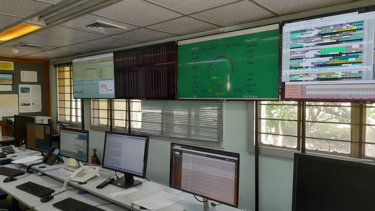 DoctorSouravDas's tweet photo. @Mandal_Anik10 @kuldeepsinghjo @KoushalYash @NCRA_Outreach @IUCAAstro Also got the opportunity to visit the telescope room, correlator room, control room etc. GMRT is an engineering and scientific marvel. One of the best Sundays ever. https://t.co/KeFUSK8kWk